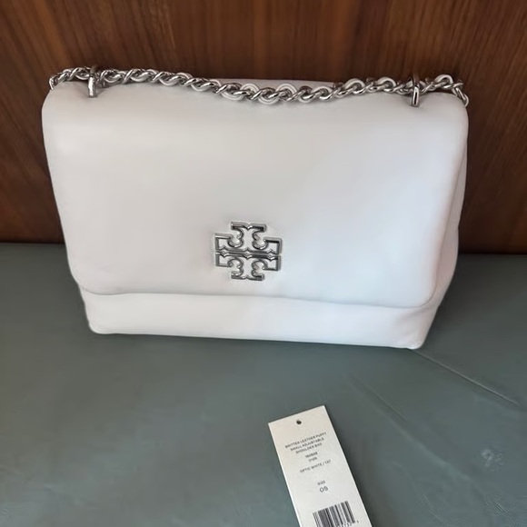 White Chain Shoulder Bag